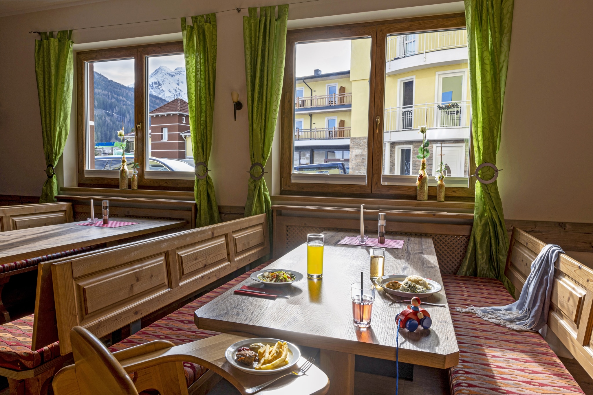  ac125621811-tkc-wolkensteinbaer-mainrestaurant-034-awa-scaled