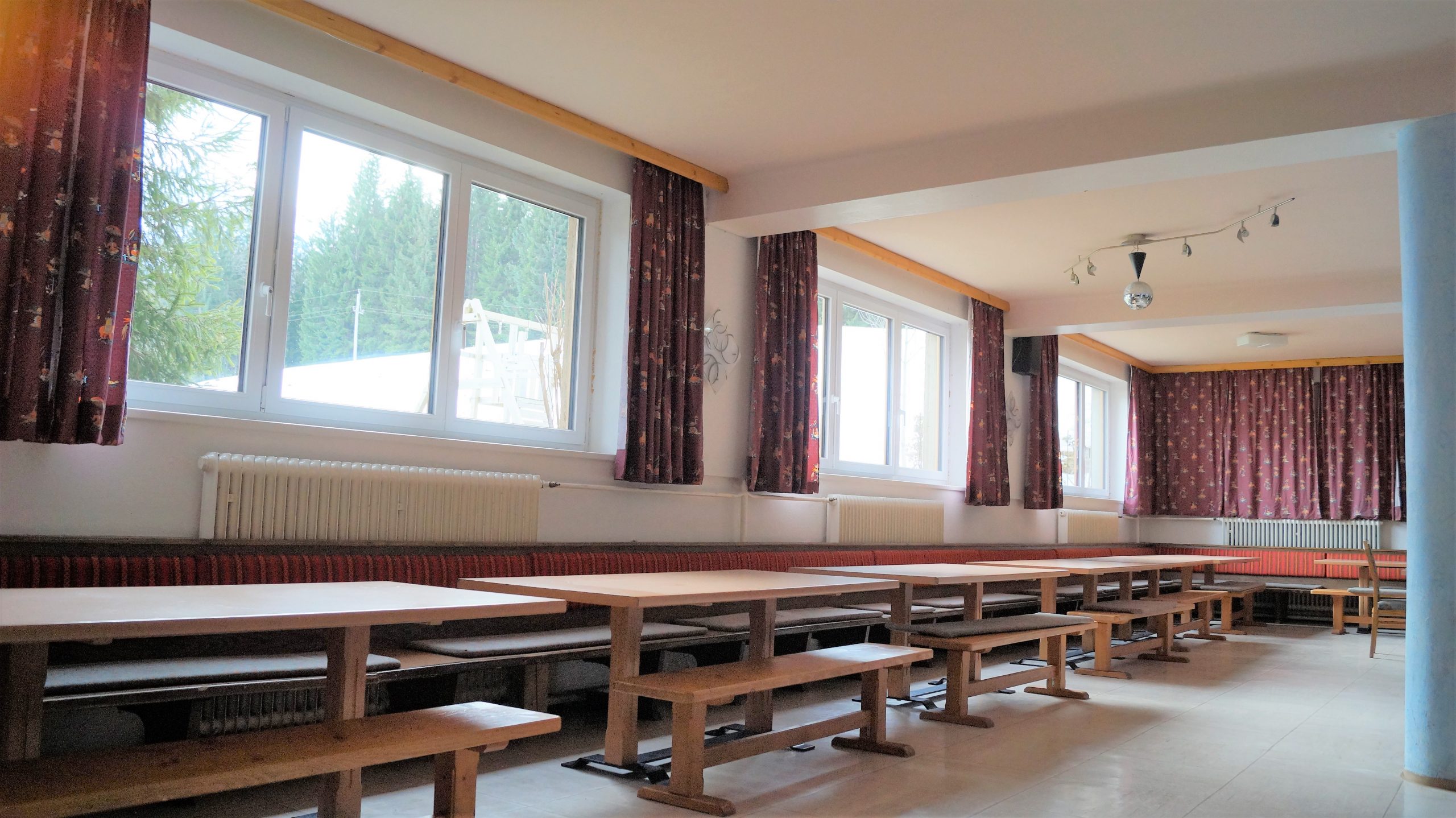  DSC02100-scaled.jpg.pagespeed.ce.MjjBRWc2NB